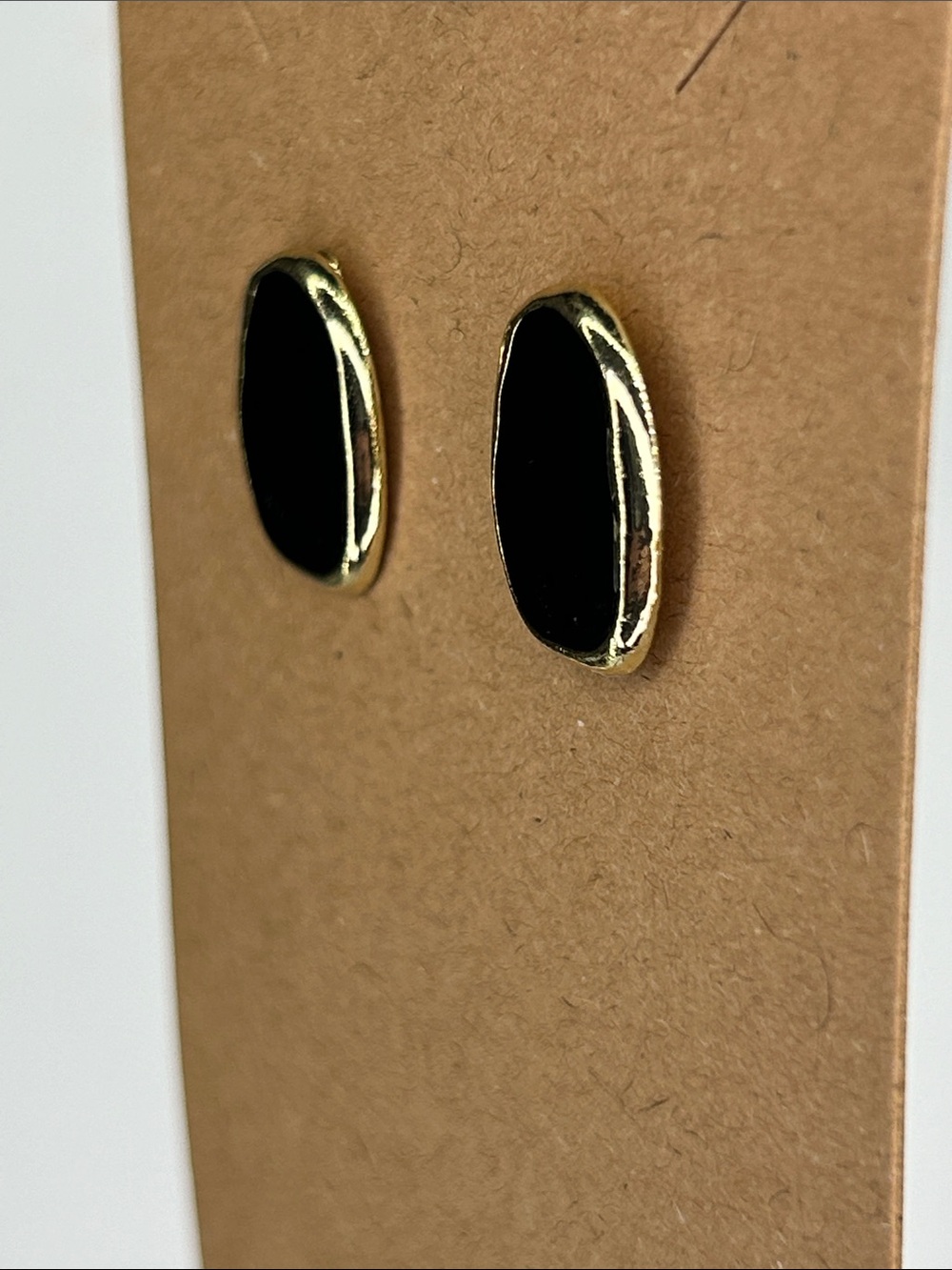 Gold-Trim Black Stone Stud Earrings Fashion Jewelry - Picture 3 of 4